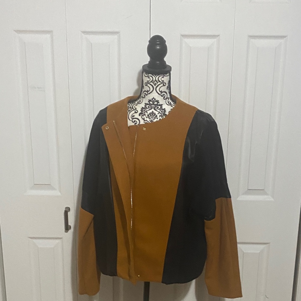 DKNY Stylish Black and Brown Women's Jacket